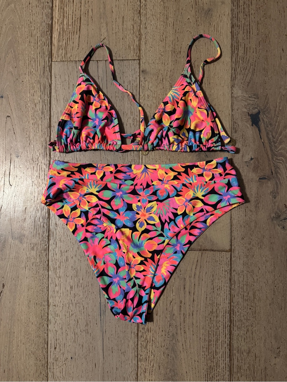 Kulani Kinis bralette bikini top and highrise bottoms size 2xl (10-12 jean size)